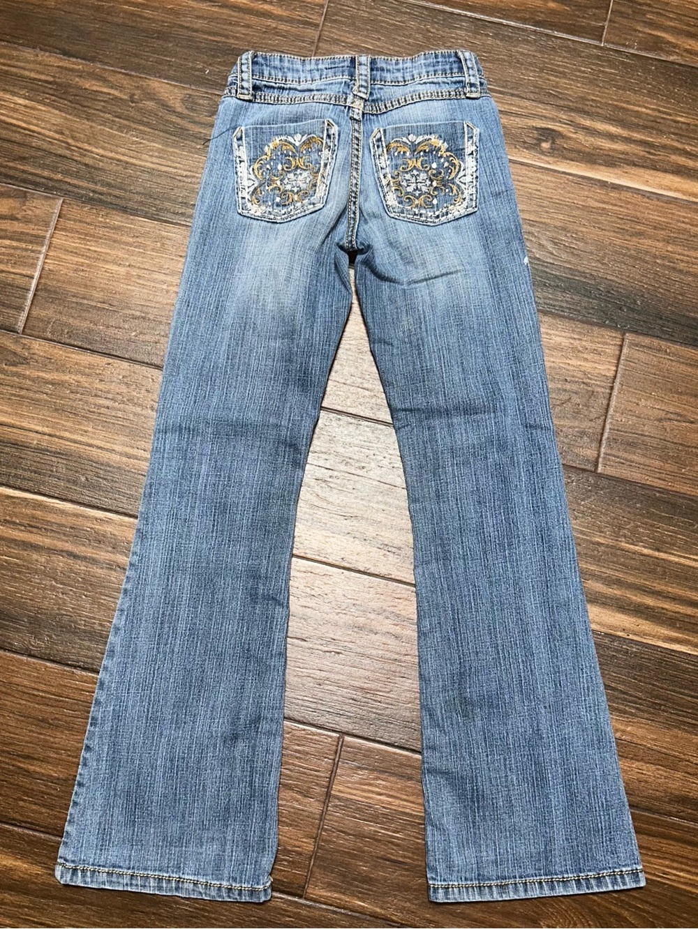 8 Slim Wrangler Girl’s Rock 47 Bootcut Jeans Light Medium Wash Embroidered